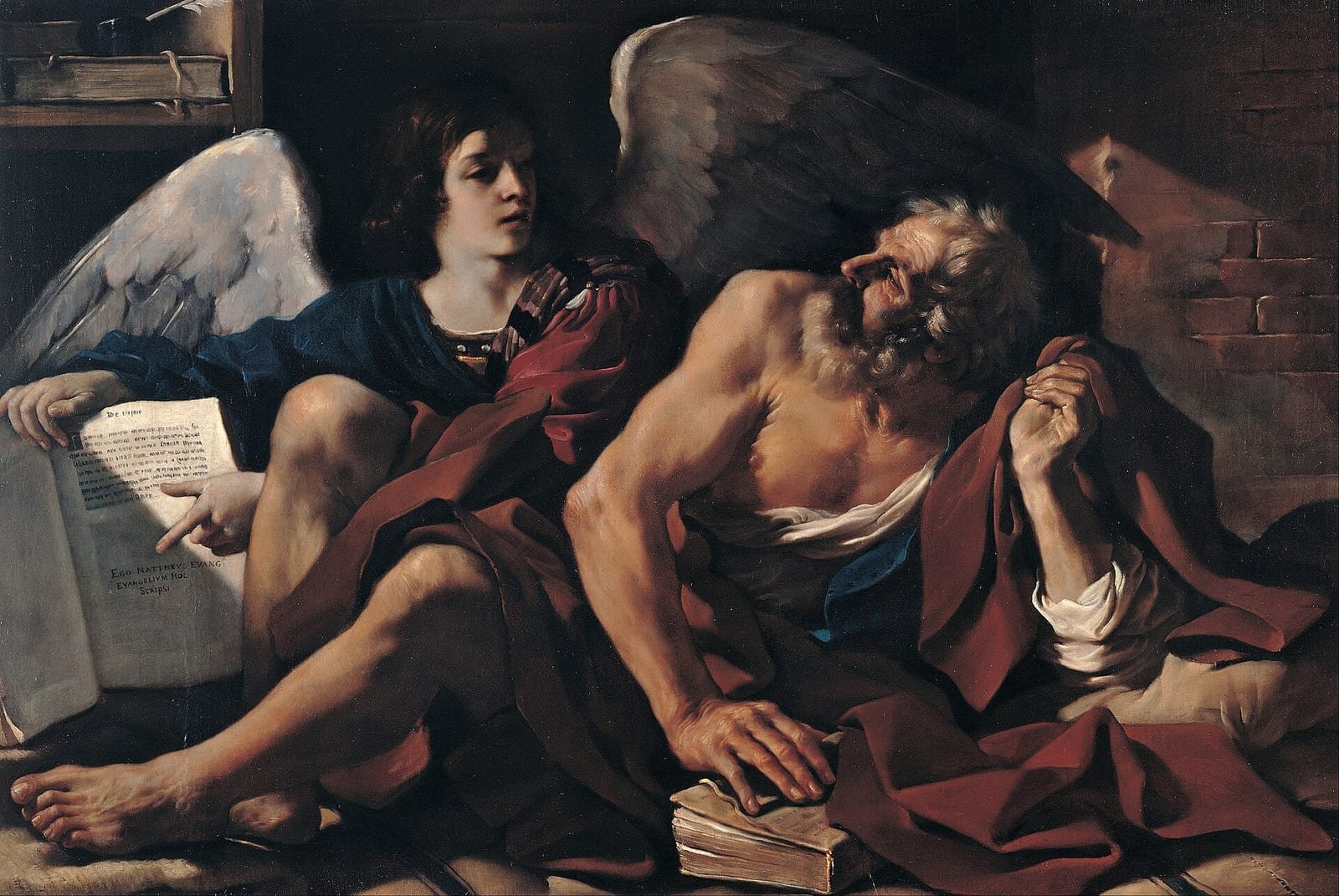 São Mateus, idoso e de barba branca, recebe o Evangelho de um anjo que aponta o livro, pintura de Guercino