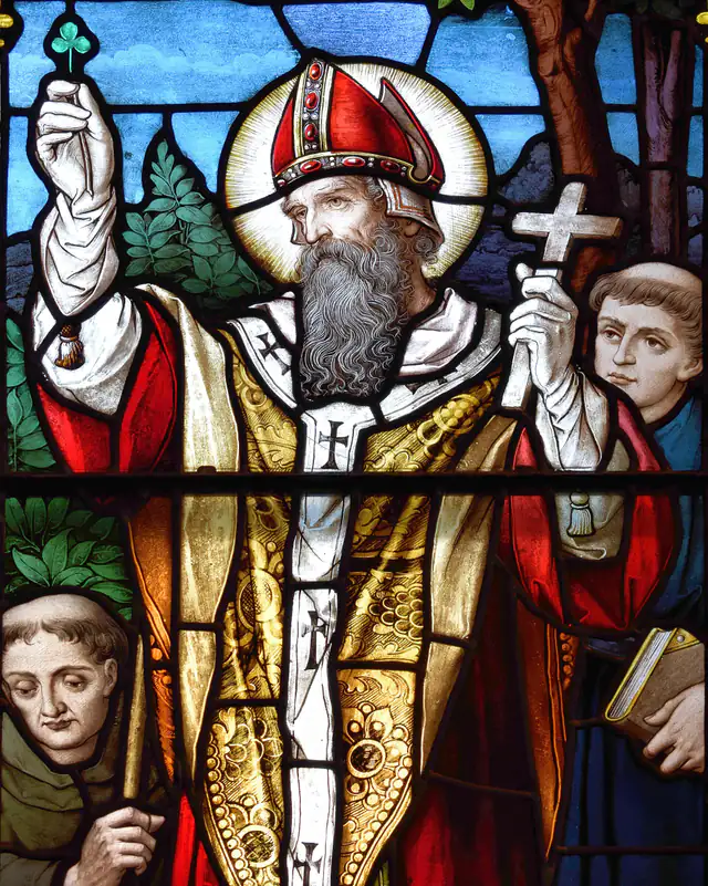 S. Patrício bispo em pintura de arte sacra
